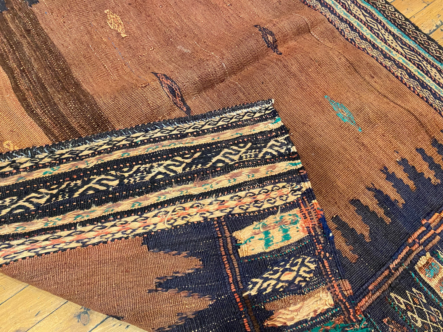 4x4 ft Square Antique Turkish Kilim Rug - Handwoven Vintage Carpet