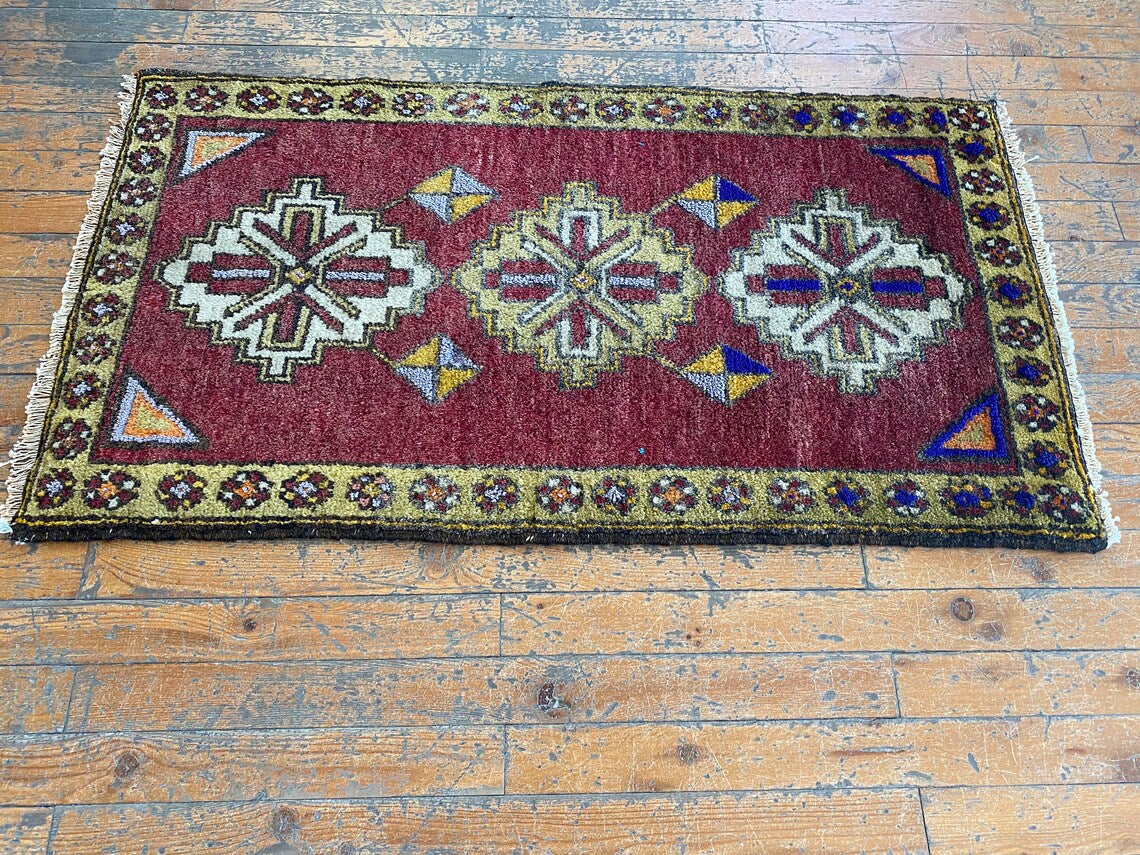 Turkish Vintage Entryway Rug 2x3ft - Handmade Wool Carpet Cappadocia Rug Collection