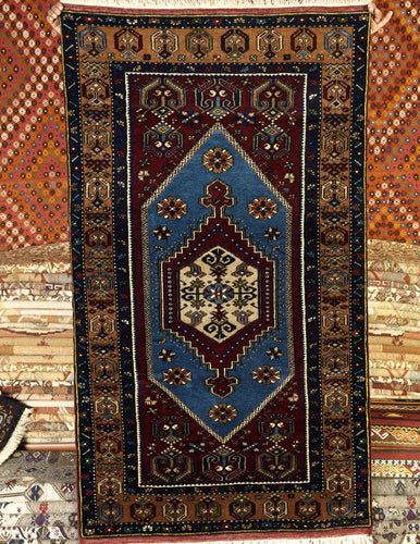 Traditional Yahyalı rug from Cappadocia Kayseri with natural dyes and unique Turkish motif patterns