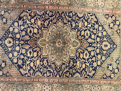 Elegant Vintage Cappadocia Style Handmade Rug – Navy Blue Floral Medallion Carpet 4x6ft