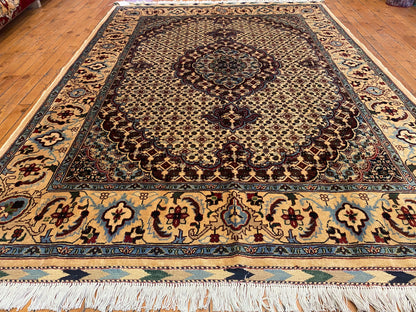 Authentic Geometric Pattern Wool Oriental Area Rug, Hand Knotted 5”x7”