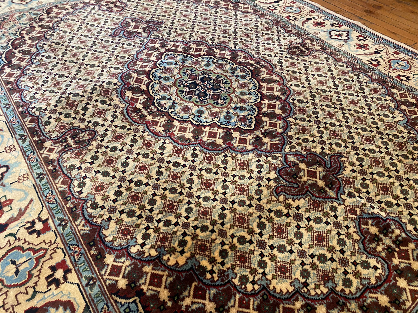 Authentic Geometric Pattern Wool Oriental Area Rug, Hand Knotted 5”x7”