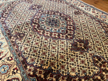 Authentic Geometric Pattern Wool Oriental Area Rug, Hand Knotted 5”x7”