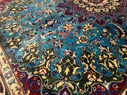 Hand-Knotted Wool Oriental Rug Featuring Geometric Design 5”x7”