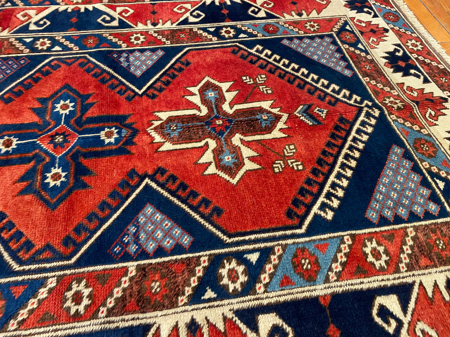 Vintage Dösemealtı Handmade Turkish Rug – Traditional Anatolian Wool Carpet 4x6ft