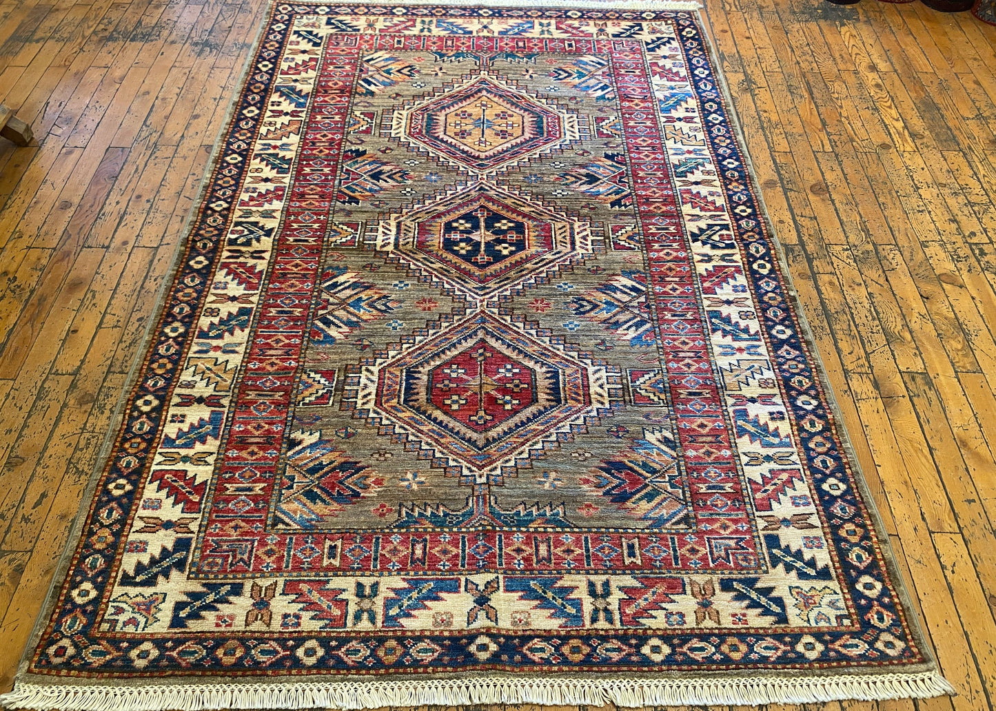 Geometric Design Handwoven Rug 4x6 ft Cappadocia Rug Collection