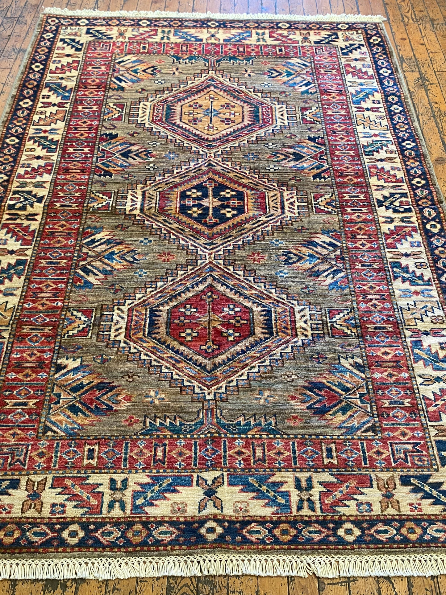 Geometric Design Handwoven Rug 4x6 ft Cappadocia Rug Collection
