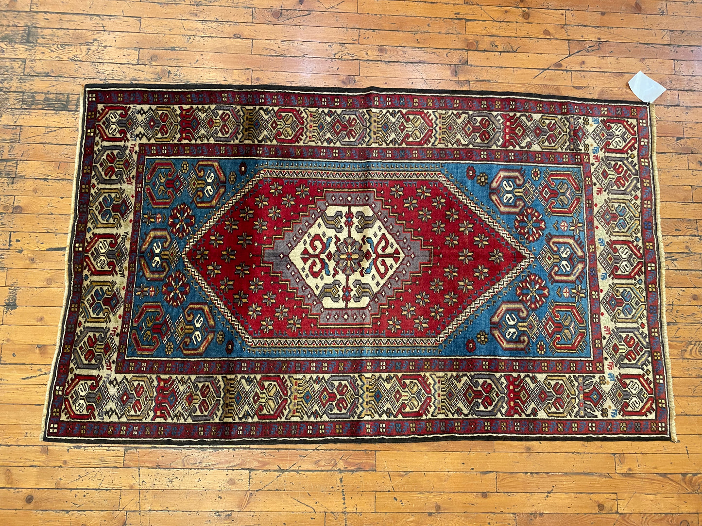 Turkish Wool Rug from Cappadocia ,Yahyali Pattern  ,Double Knotted, Natural Dyes