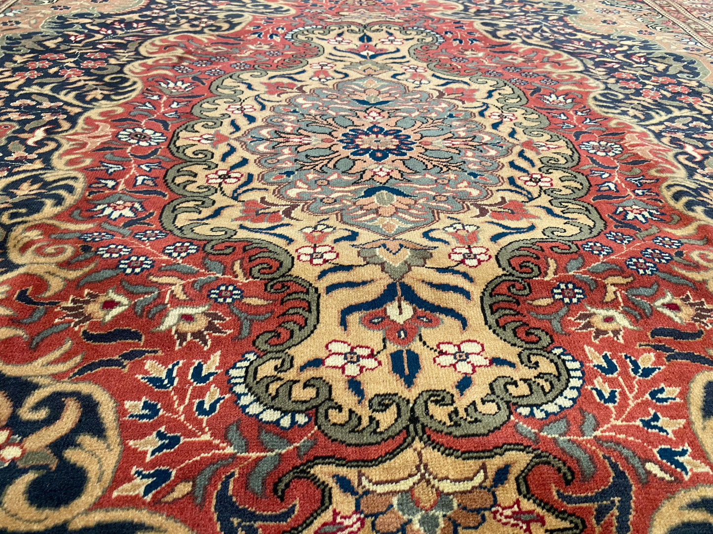 Cappadocia Handmade Turkish Area Rug 7x10 ft - Authentic Vintage Wool Carpet