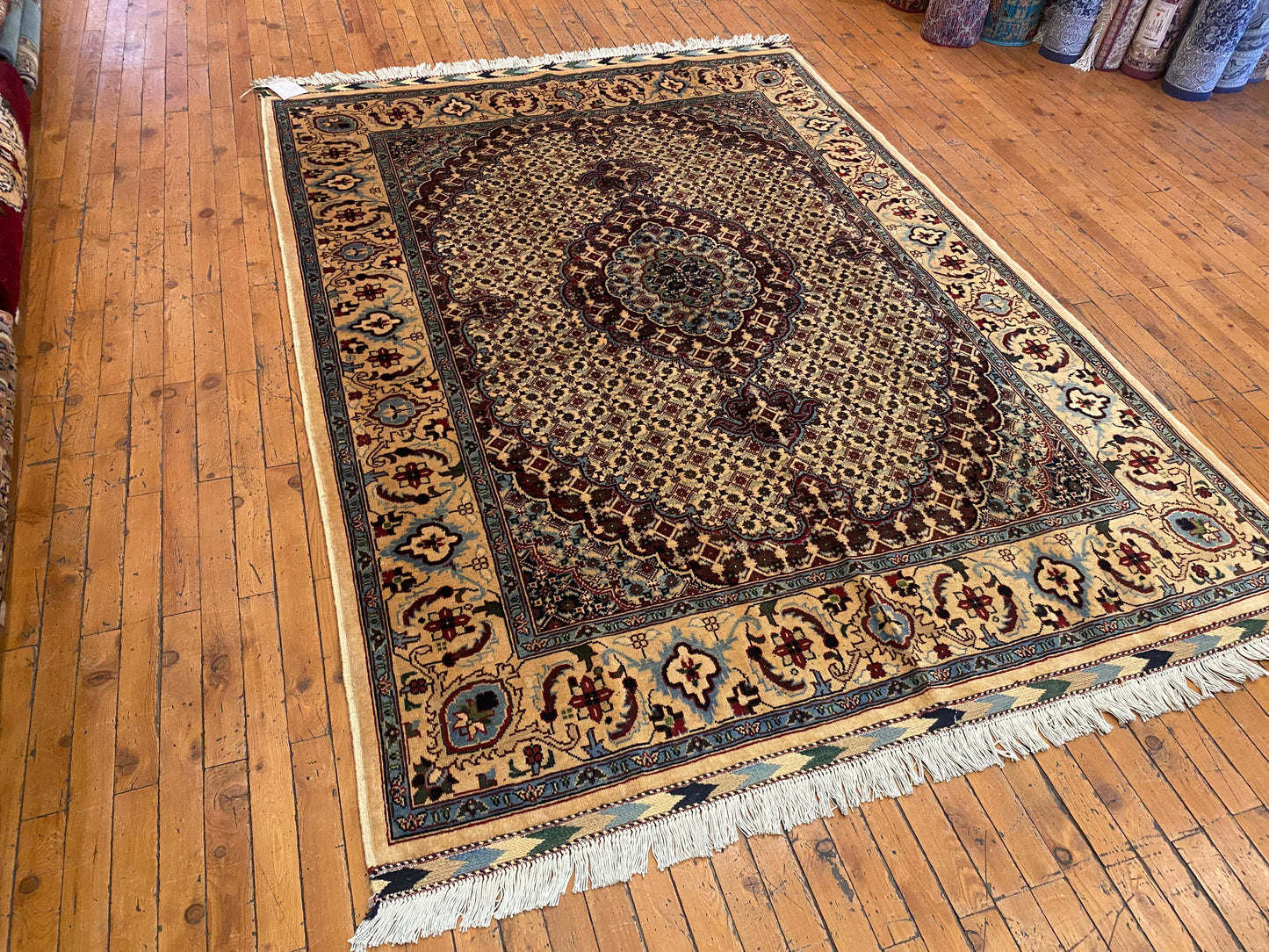 Authentic Geometric Pattern Wool Oriental Area Rug, Hand Knotted 5”x7”