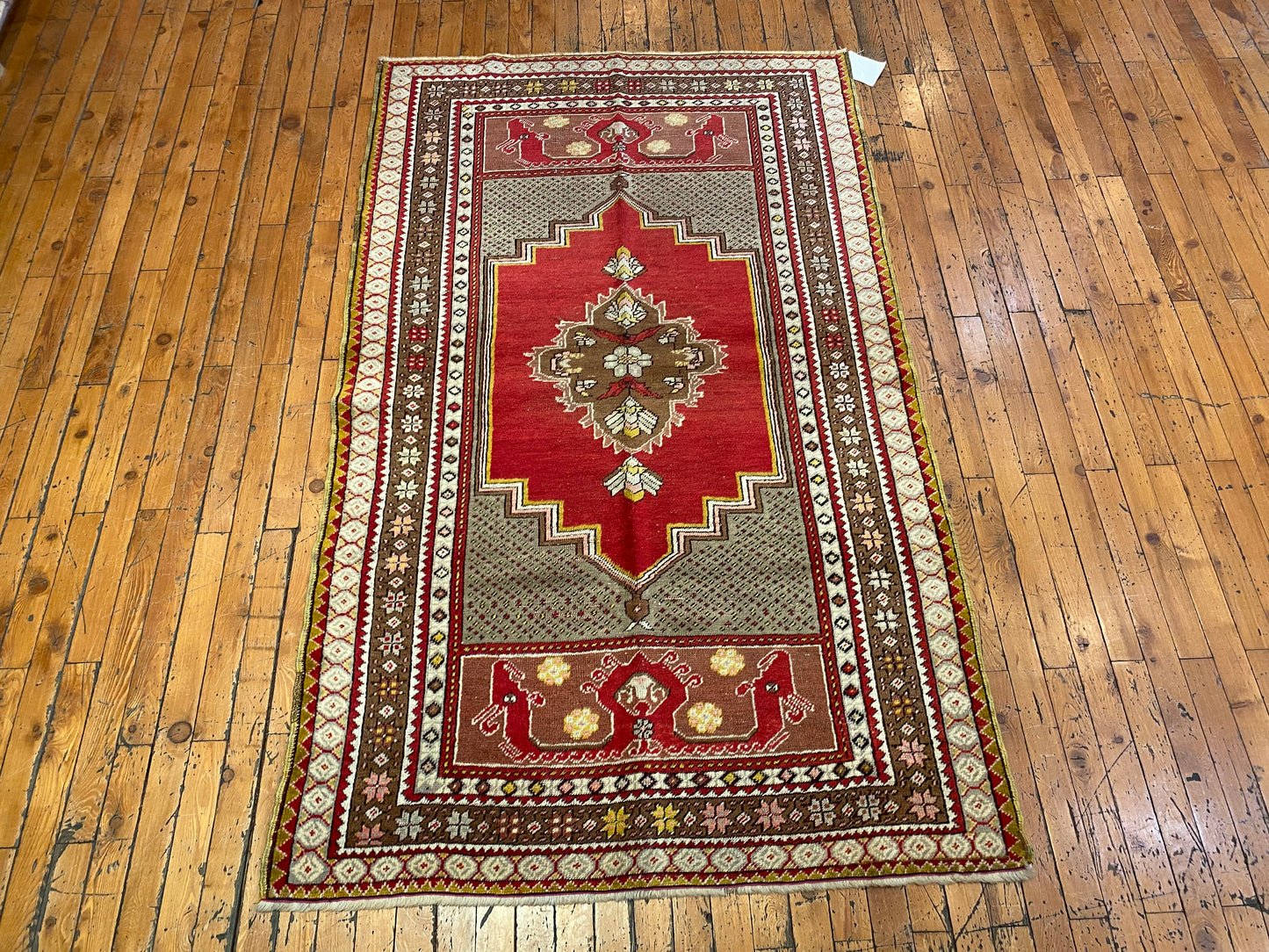 Traditional Anatolia Handmade Carpet – Turkish Heritage Piece 4x6ft