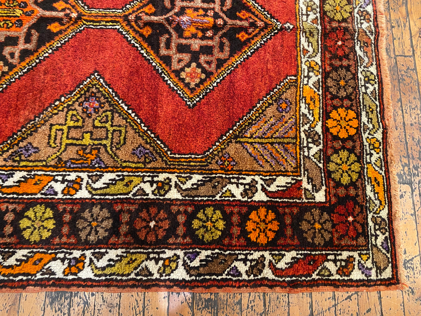 NATURAL RED CARPET Cappadocia Rug Collection