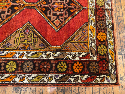 NATURAL RED CARPET Cappadocia Rug Collection