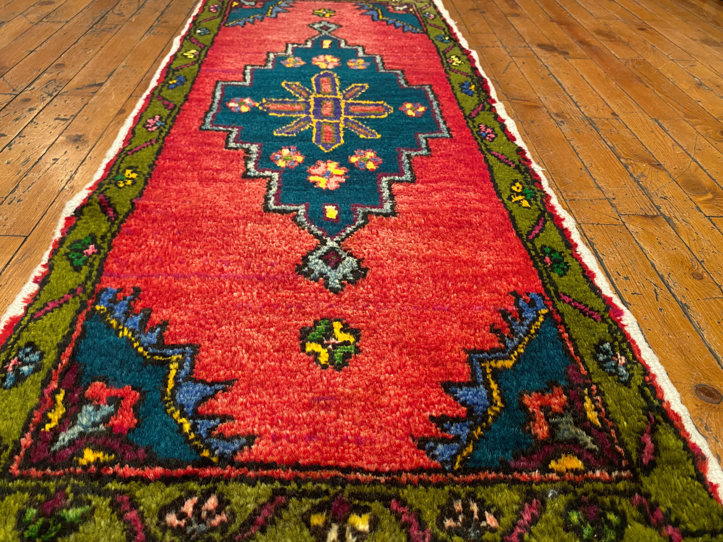 Cappadocia Rug 2x4 - Handwoven Turkish Rug 53x130cm