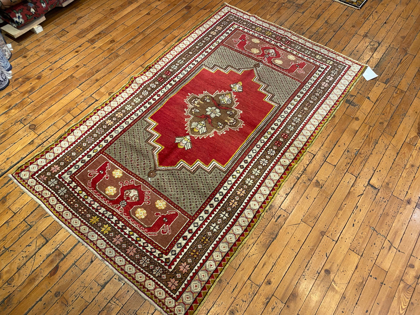 Traditional Anatolia Handmade Carpet – Turkish Heritage Piece 4x6ft