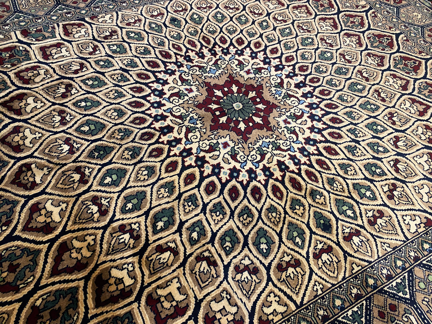 Hand-Knotted Pure Wool Oriental Rug with Geometric Pattern 5”x7”ft