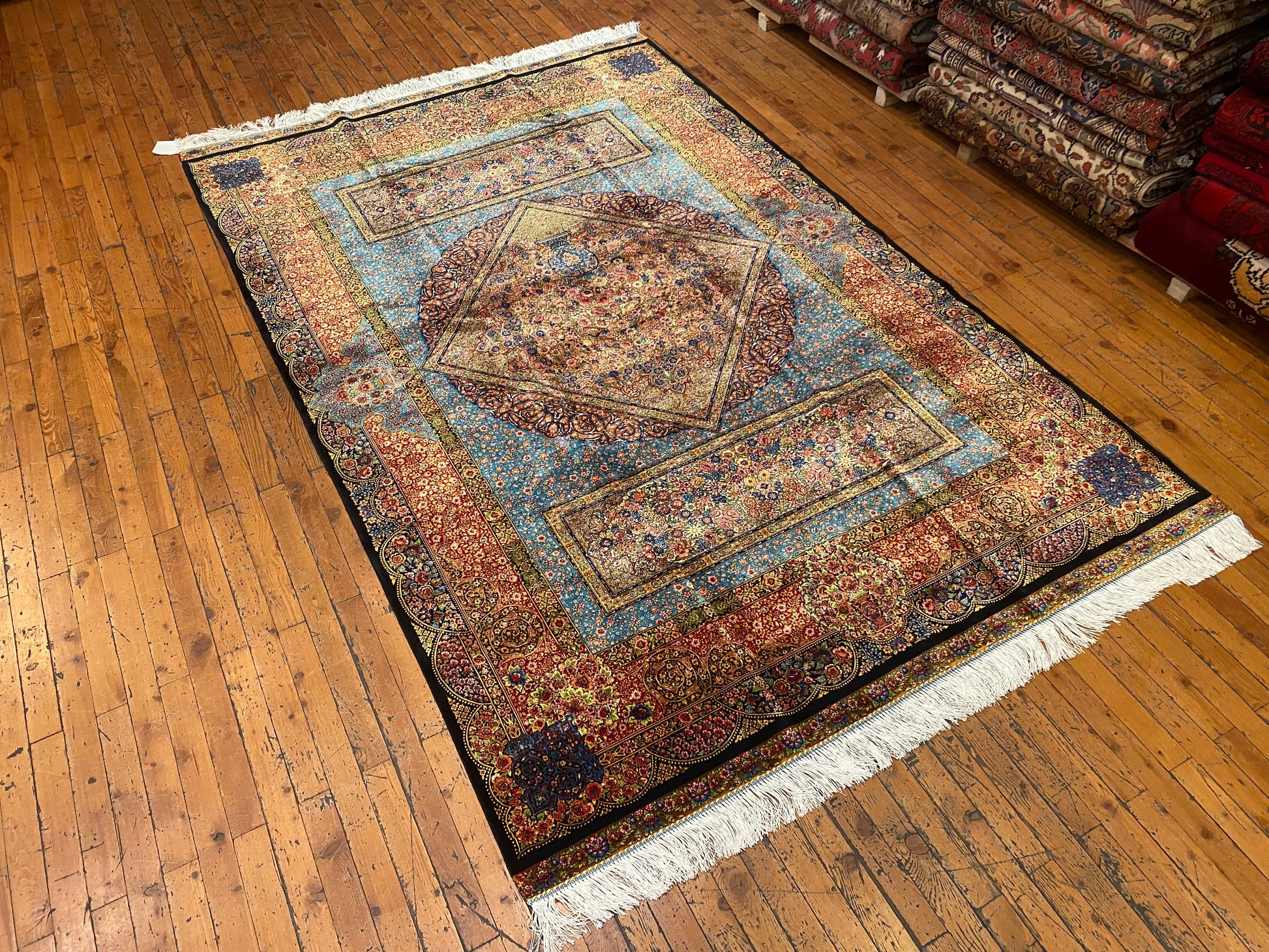 Luxury Turkish Silk Rug with Diamond Medallion Design 5''x7'' Cappadocia Rug Collection