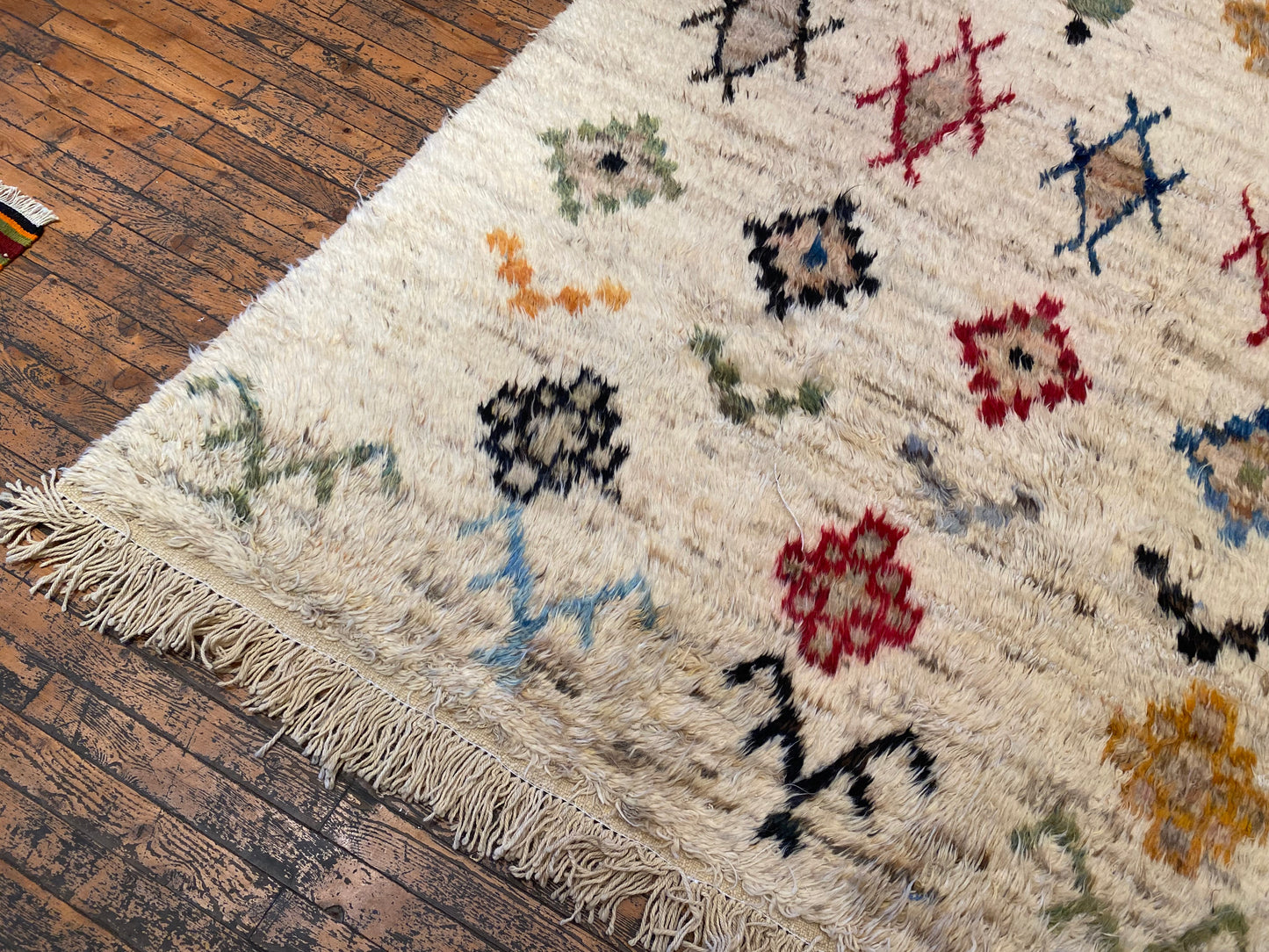 Extraordinary Area Turkish Handmade Rug Cappadocia Rug Collection