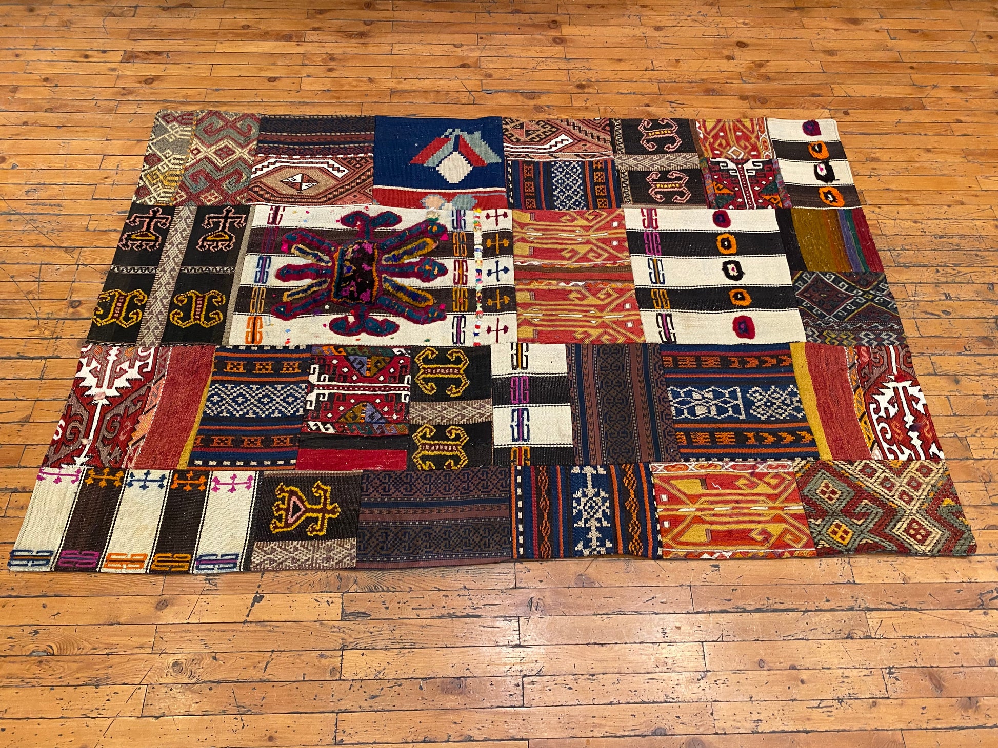 Patchwork Rug 4”x6” Cappadocia Rug Collection