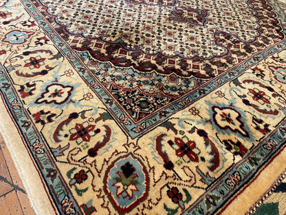 Authentic Geometric Pattern Wool Oriental Area Rug, Hand Knotted 5”x7”