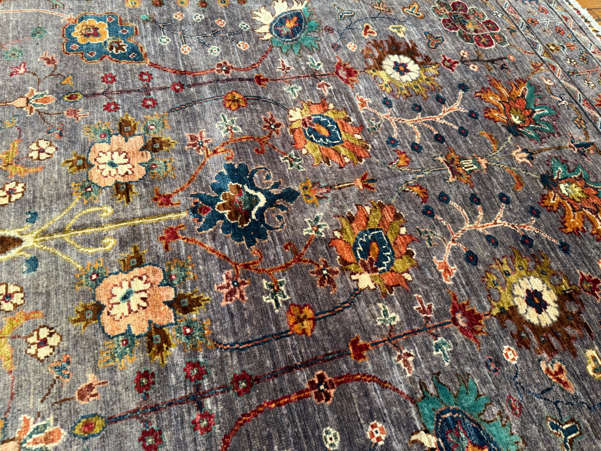 Gray Handwoven Wool Rug – Traditional Floral Oriental Design 5x7ft Cappadocia Rug Collection