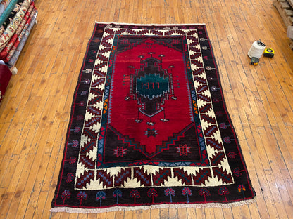 Dark Colors Traditional Handmade Rug 4x6ft