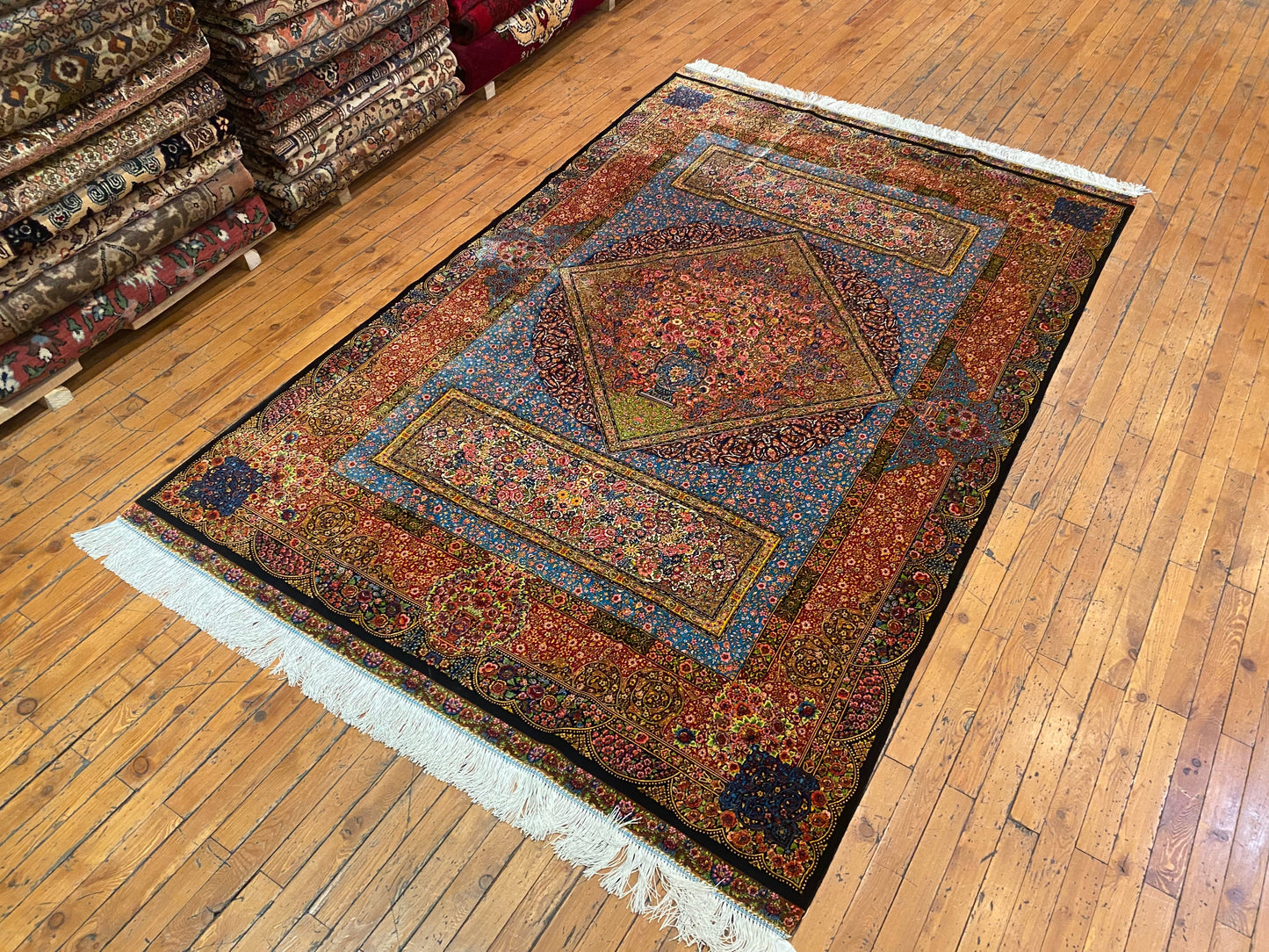 Luxury Turkish Silk Rug with Diamond Medallion Design 5''x7'' Cappadocia Rug Collection