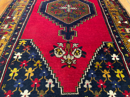 Turkish Wool Rug from Cappadocia ,Yahyali Pattern ,Double Knotted, Natural Dyes