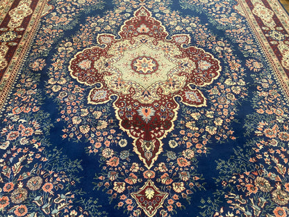 Medallion Saloon Area Rug 6x12 ft - Handwoven Turkish Kilim Runner
