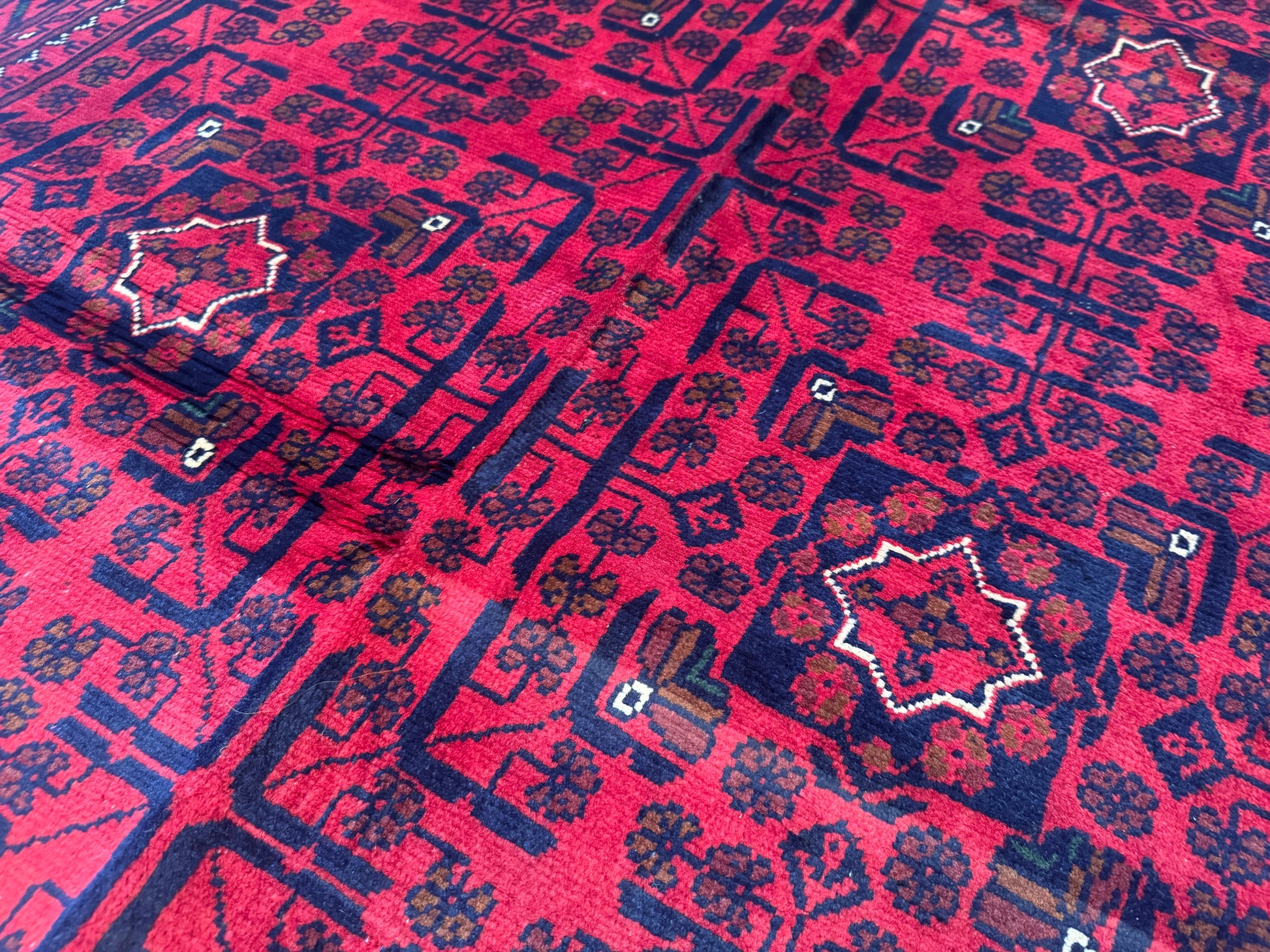 Handwoven Burgundy Area Rug – Wool, Traditional Geometric Motifs 5x8ft Cappadocia Rug Collection