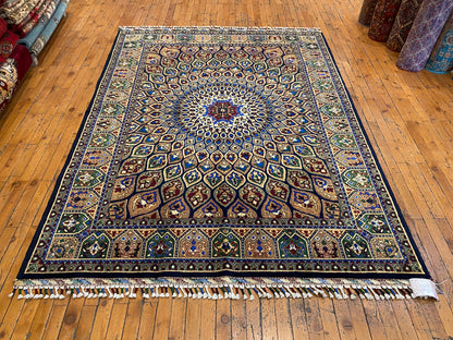 Luxurious Hand-Knotted Wool Oriental Carpet - Geometric Motif 5”x7”