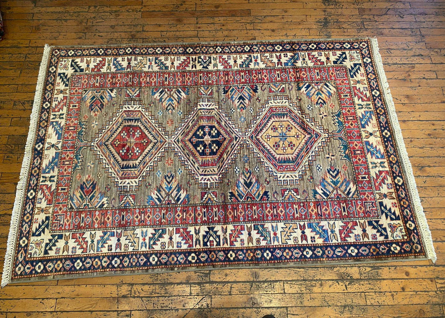 Geometric Design Handwoven Rug 4x6 ft Cappadocia Rug Collection