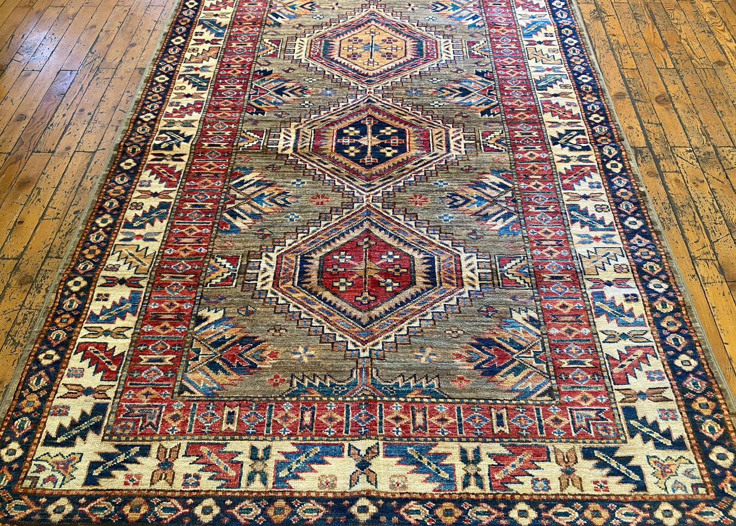 Geometric Design Handwoven Rug 4x6 ft Cappadocia Rug Collection