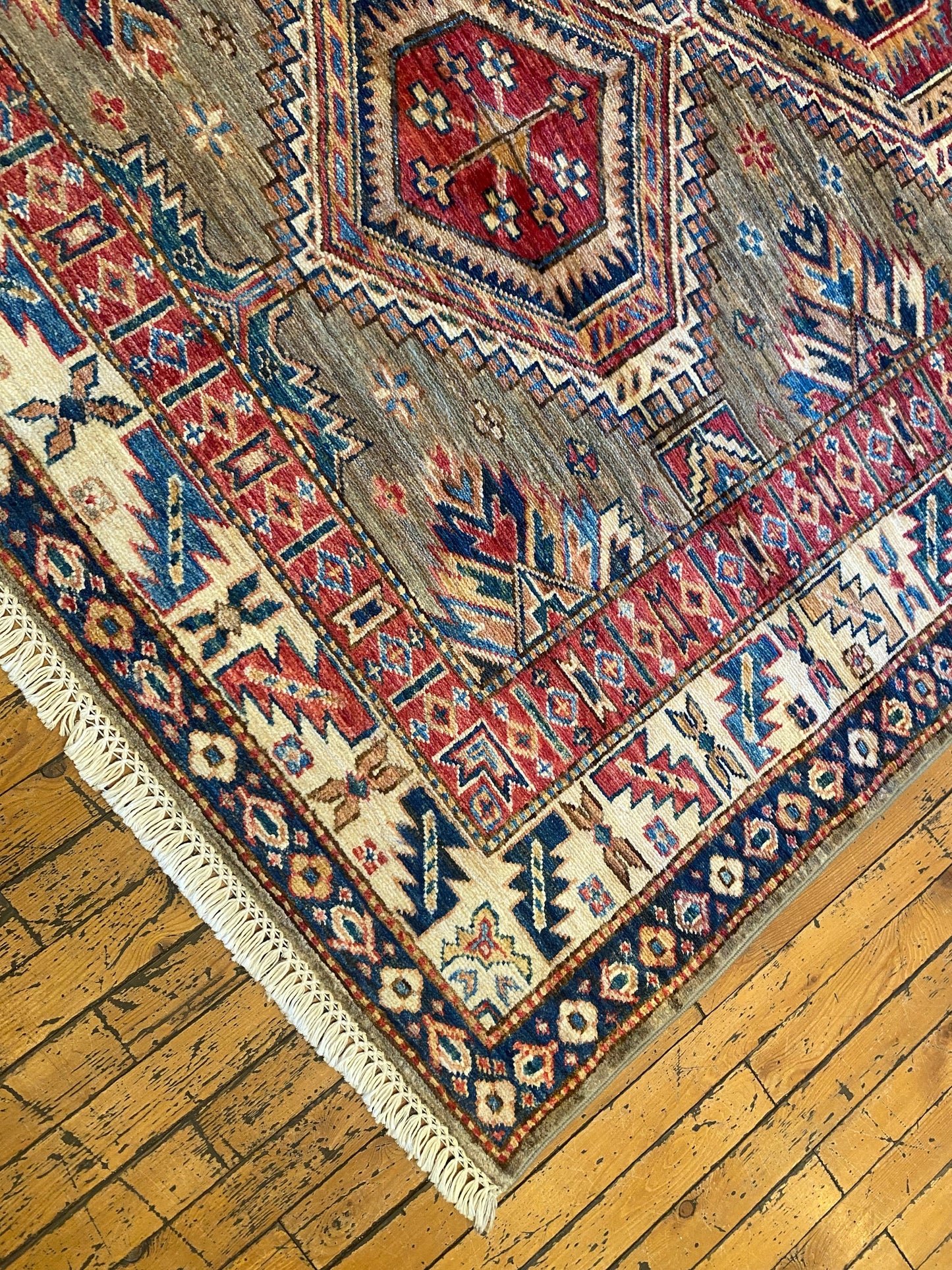 Geometric Design Handwoven Rug 4x6 ft Cappadocia Rug Collection