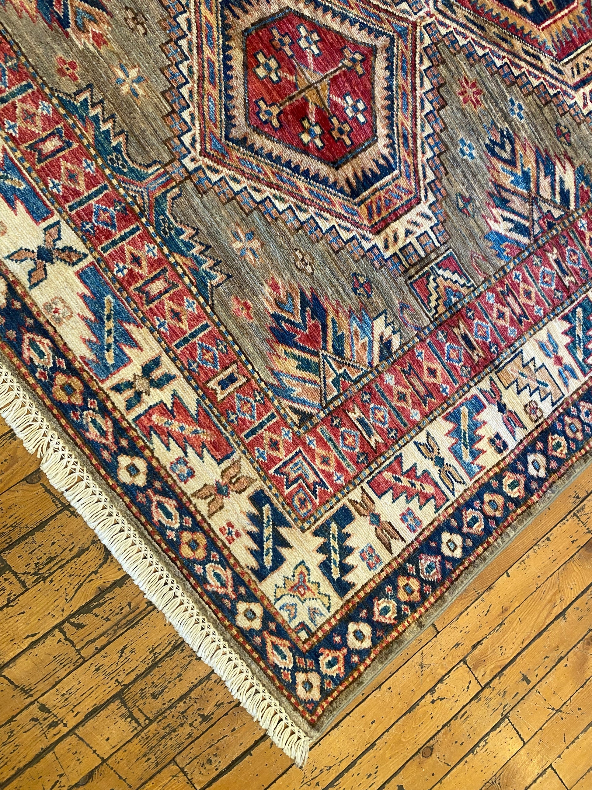 Geometric Design Handwoven Rug 4x6 ft Cappadocia Rug Collection