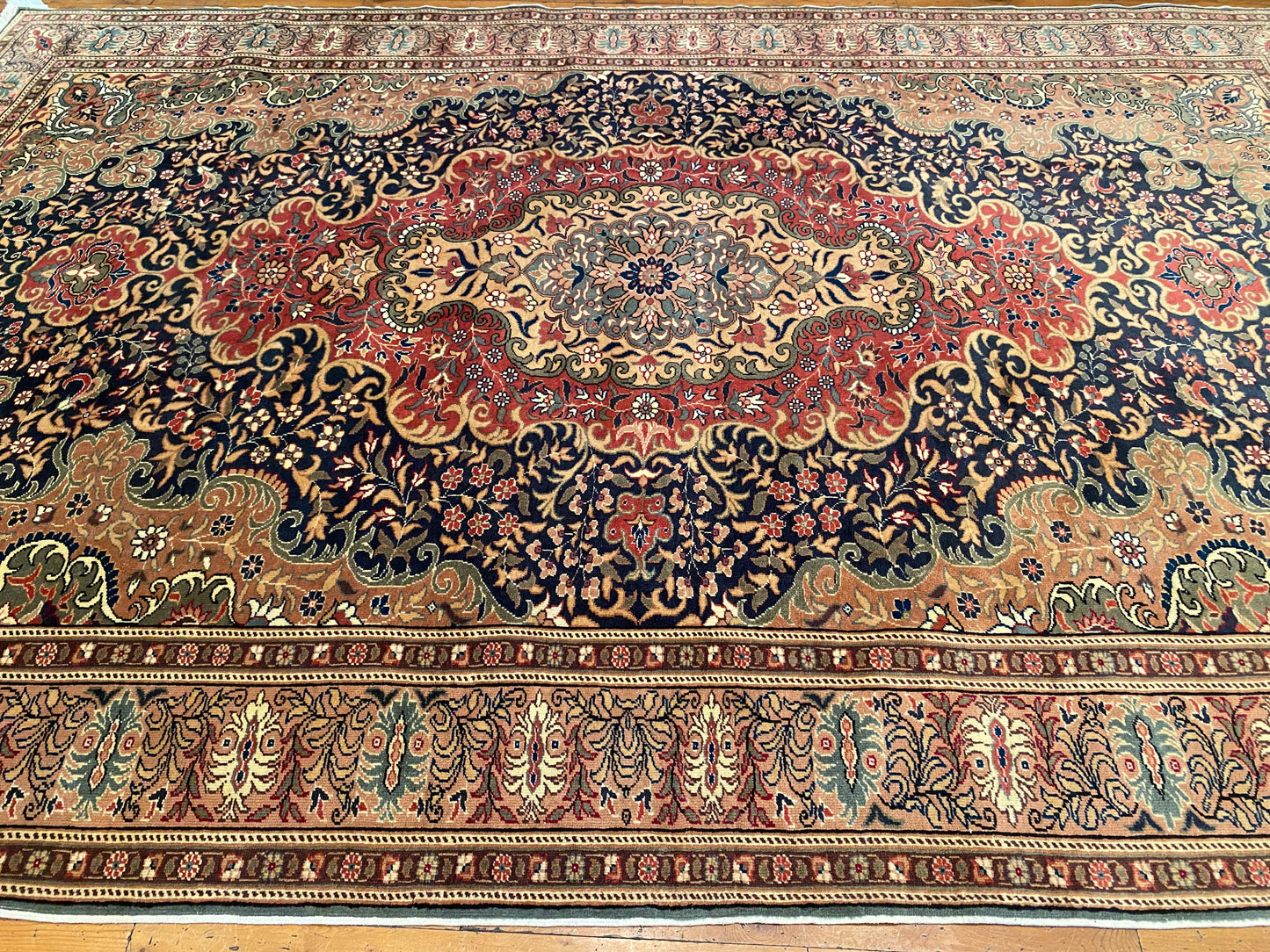 Cappadocia Handmade Turkish Area Rug 7x10 ft - Authentic Vintage Wool Carpet