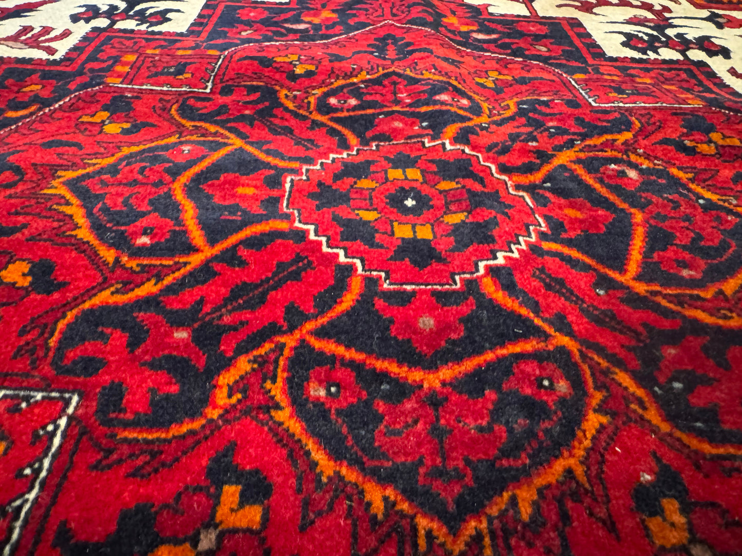 Deep Red Hand-Knotted Wool Rug – Vintage Floral Medallion Carpet 5x7ft Cappadocia Rug Collection