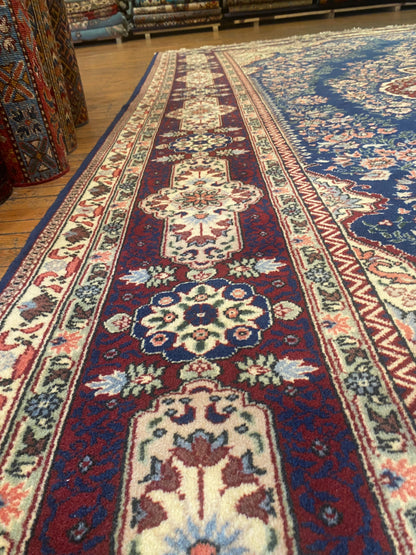 Medallion Saloon Area Rug 6x12 ft - Handwoven Turkish Kilim Runner