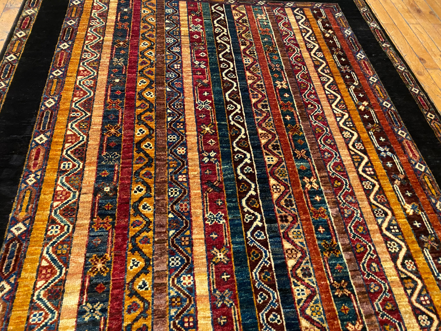 Handmade Zara Inspired Wool Area Rug - Vintage Style Hand-Knotted Neutral Black Oriental Carpet with Textured Design for Living Room, Bedroom Decor 4”x5’9”ft