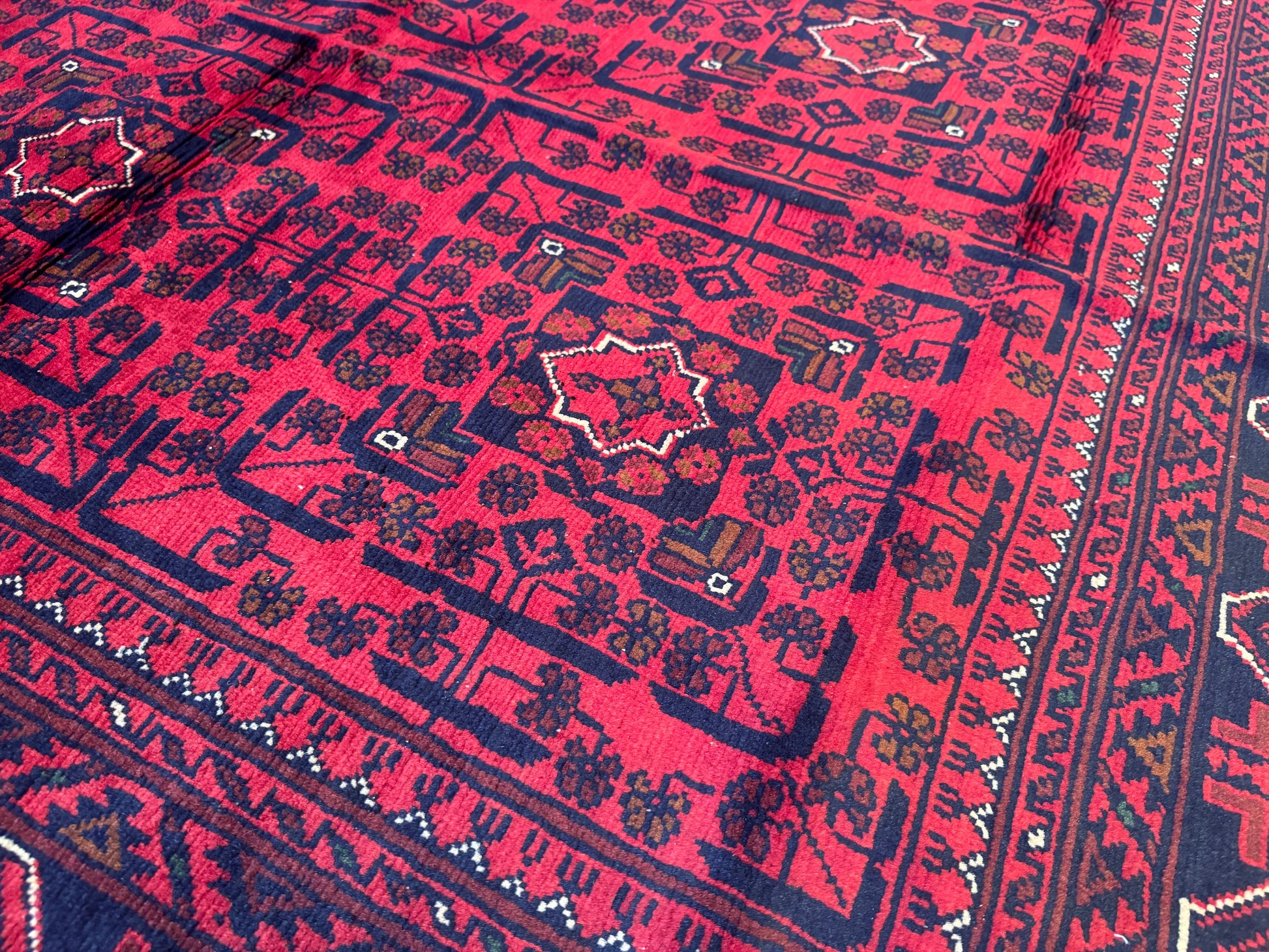 Handwoven Burgundy Area Rug – Wool, Traditional Geometric Motifs 5x8ft Cappadocia Rug Collection