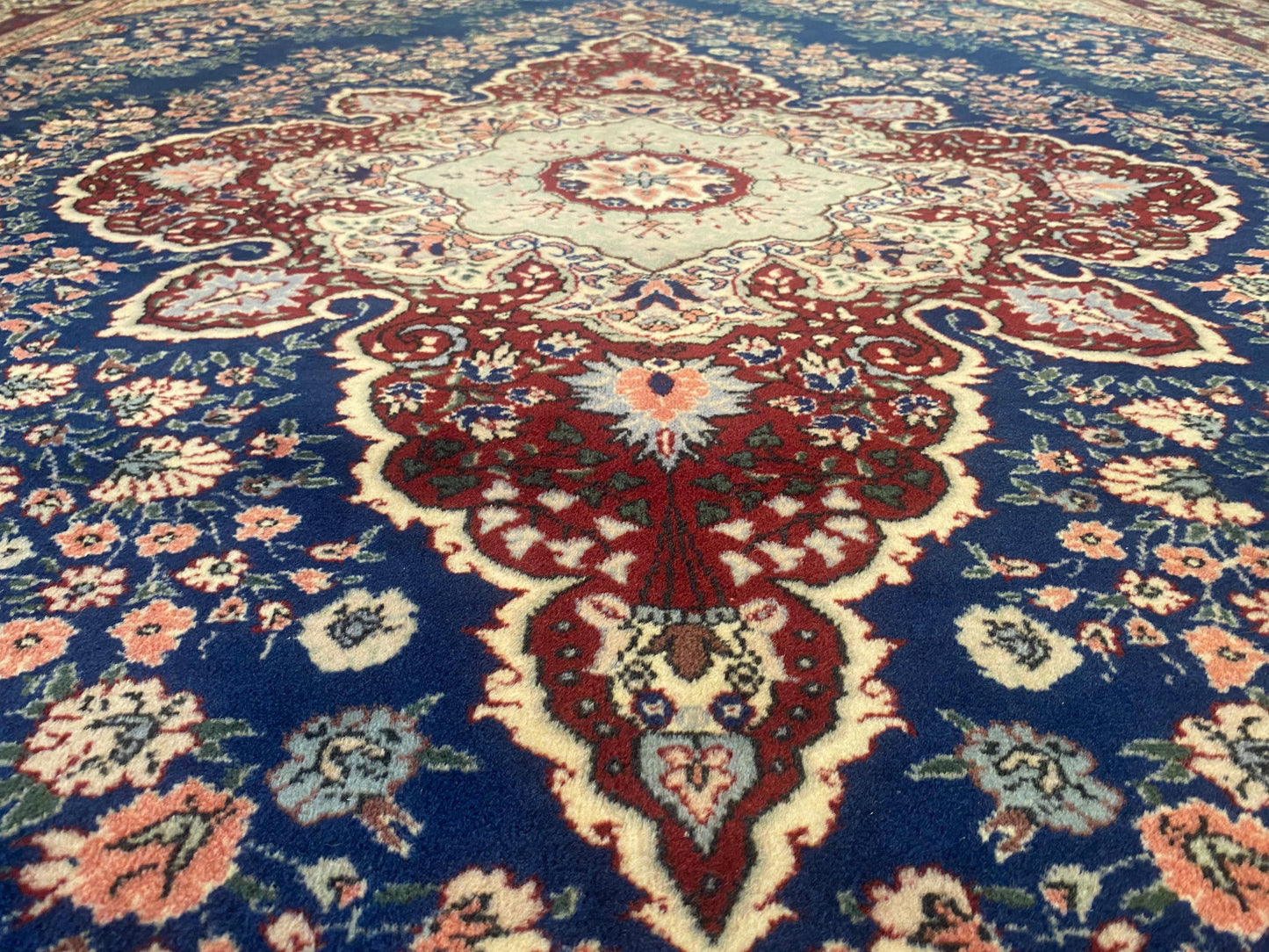 Medallion Saloon Area Rug 6x12 ft - Handwoven Turkish Kilim Runner
