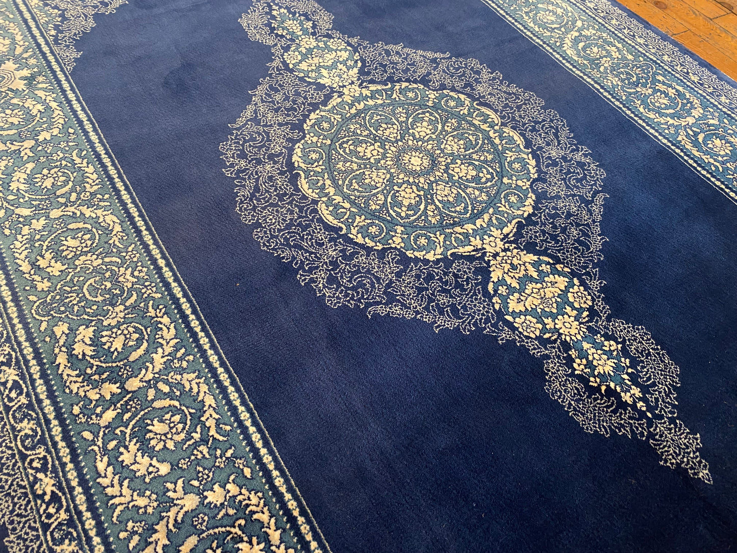 Elegant Turkish Blue Medallion Silk Rug 2’11”x5”