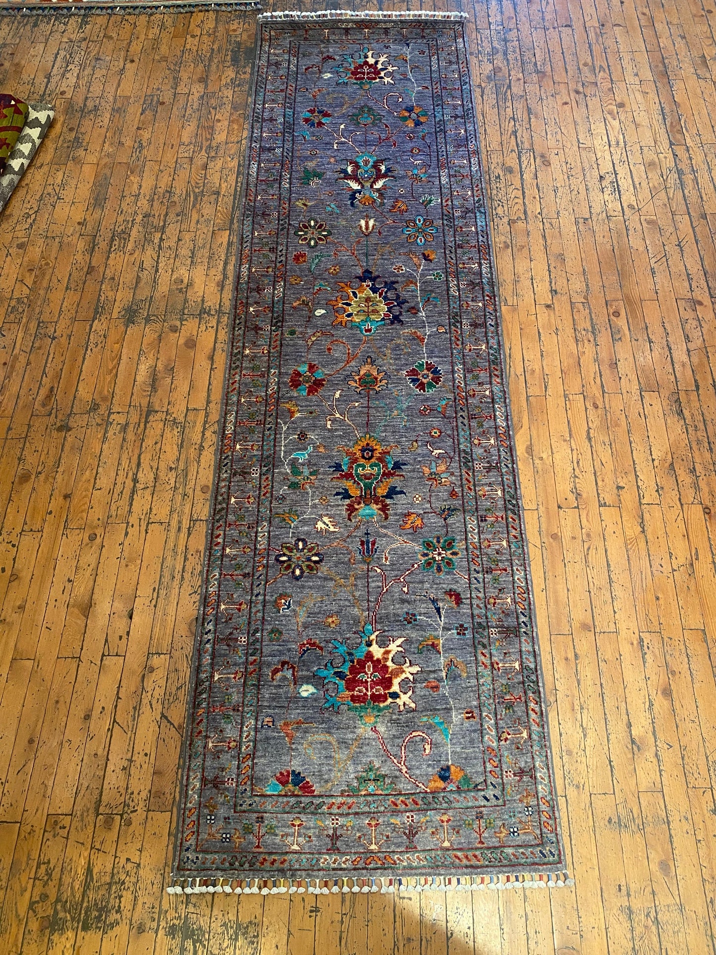 Gray Floral Hand-Knotted Runner Rug: 3''x9'' Premium Double-Knotted Artisan Piece