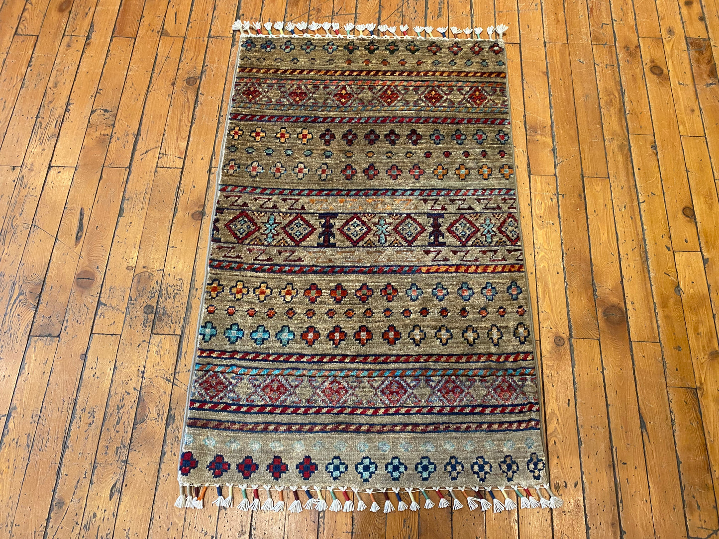Geometric Entryway Carpet - Handmade Turkish Rug 2x3 ft