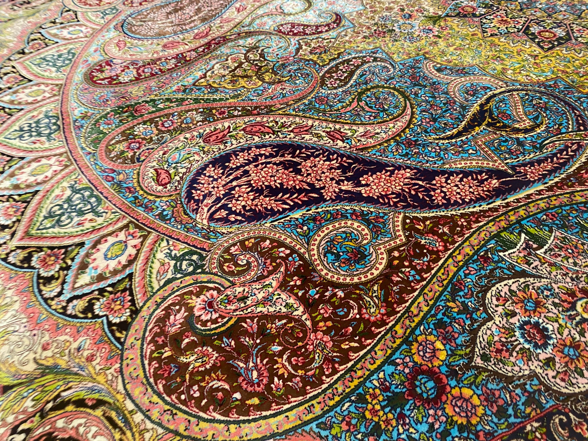 Luxury Turkish Silk Area Rug 4x8 ft - ADN Cappadocia Rug Collection