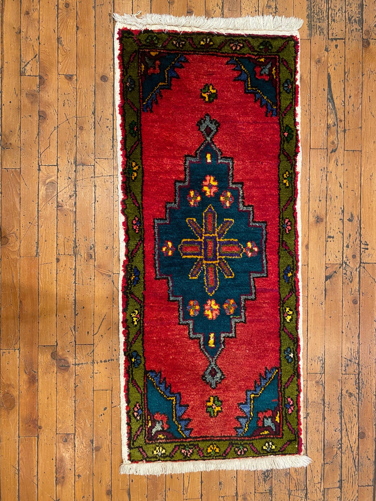 Cappadocia Rug 2x4 - Handwoven Turkish Rug 53x130cm