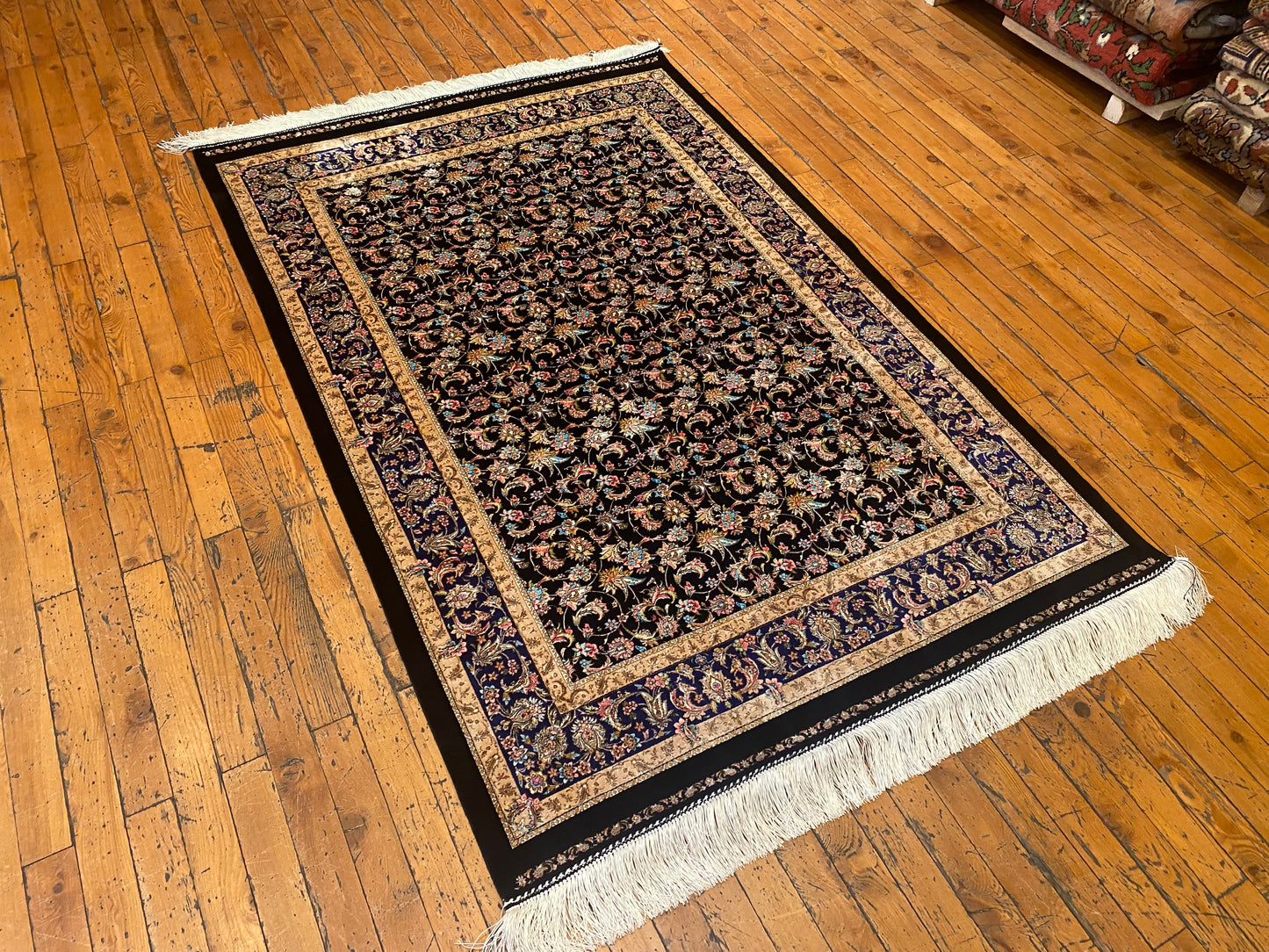 Luxury Black Floral Silk Carpet 3'3''x4'11''ft