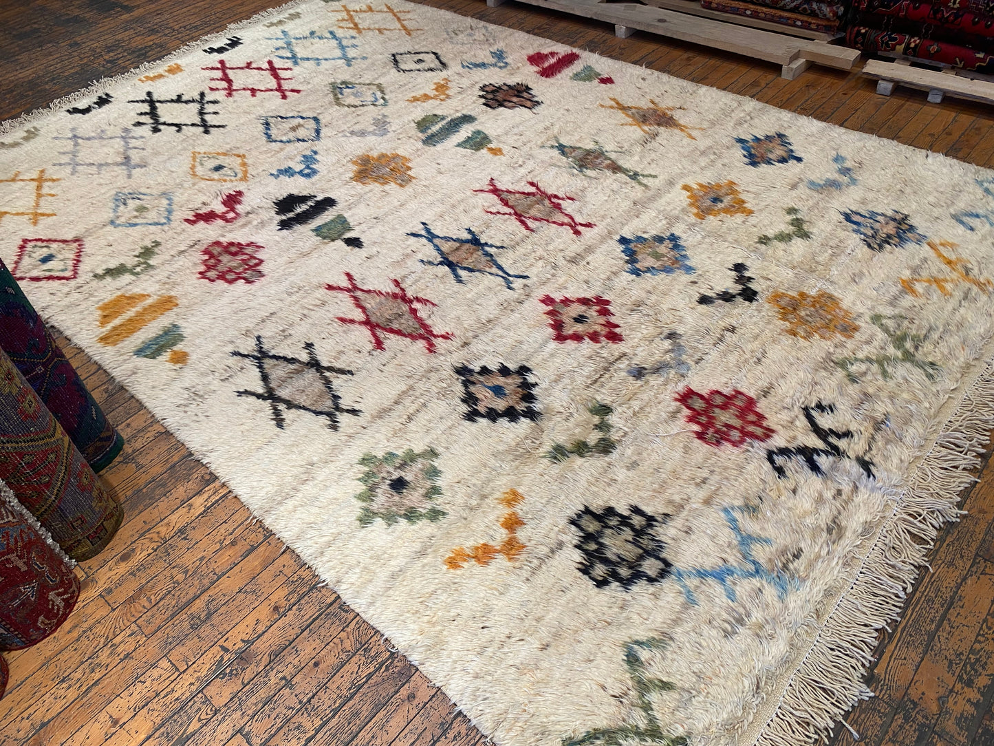 Extraordinary Area Turkish Handmade Rug Cappadocia Rug Collection