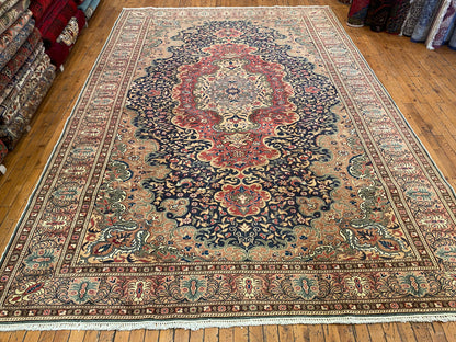 Cappadocia Handmade Turkish Area Rug 7x10 ft - Authentic Vintage Wool Carpet