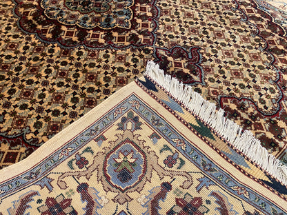 Authentic Geometric Pattern Wool Oriental Area Rug, Hand Knotted 5”x7”